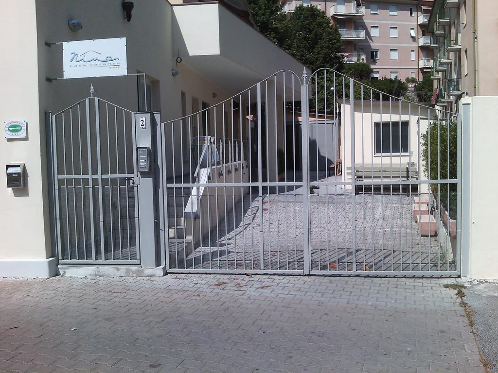 Nina Casa Vacanze Finale Ligure Buitenkant foto
